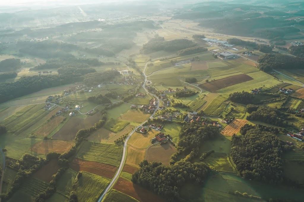 polski blog podróżniczy, widok z lotu balonem w Austrii widok z lotu ptaka na Styrię